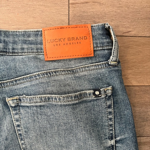 Mid wash blue skinny jeans - Picture 3 of 3